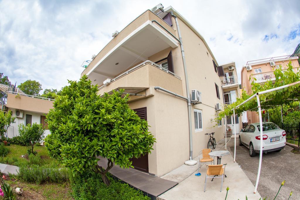 Apartments Vila Masha Petrovac Buitenkant foto
