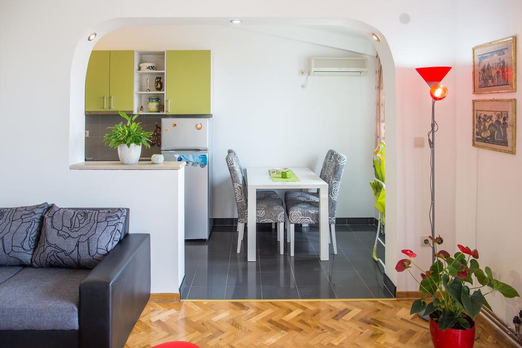 Apartments Vila Masha Petrovac Buitenkant foto