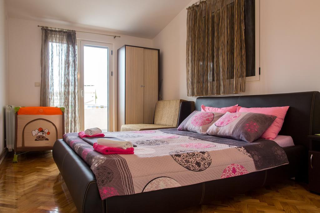 Apartments Vila Masha Petrovac Buitenkant foto