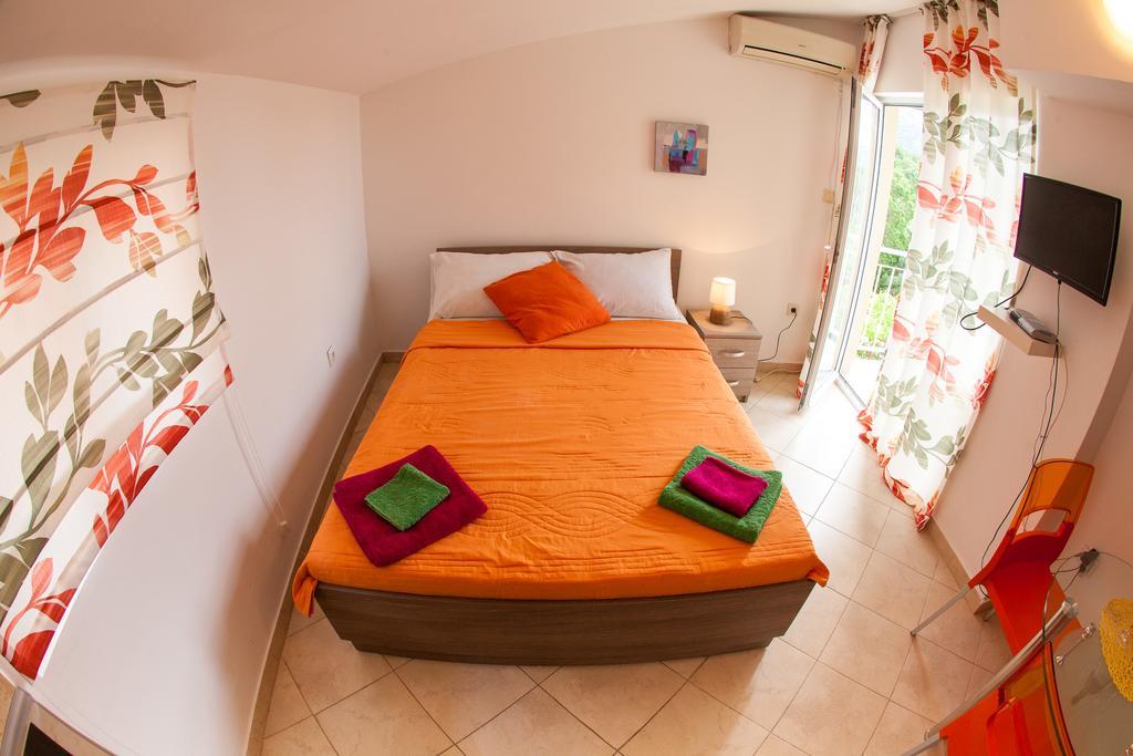 Apartments Vila Masha Petrovac Buitenkant foto