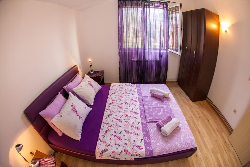 Apartments Vila Masha Petrovac Buitenkant foto