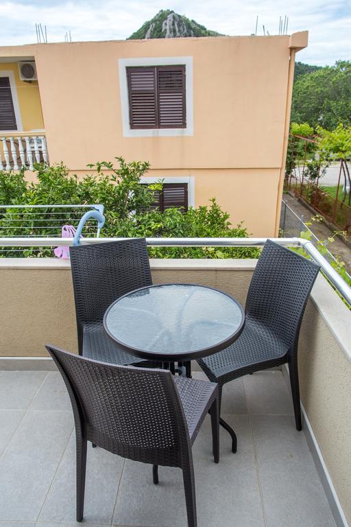 Apartments Vila Masha Petrovac Buitenkant foto